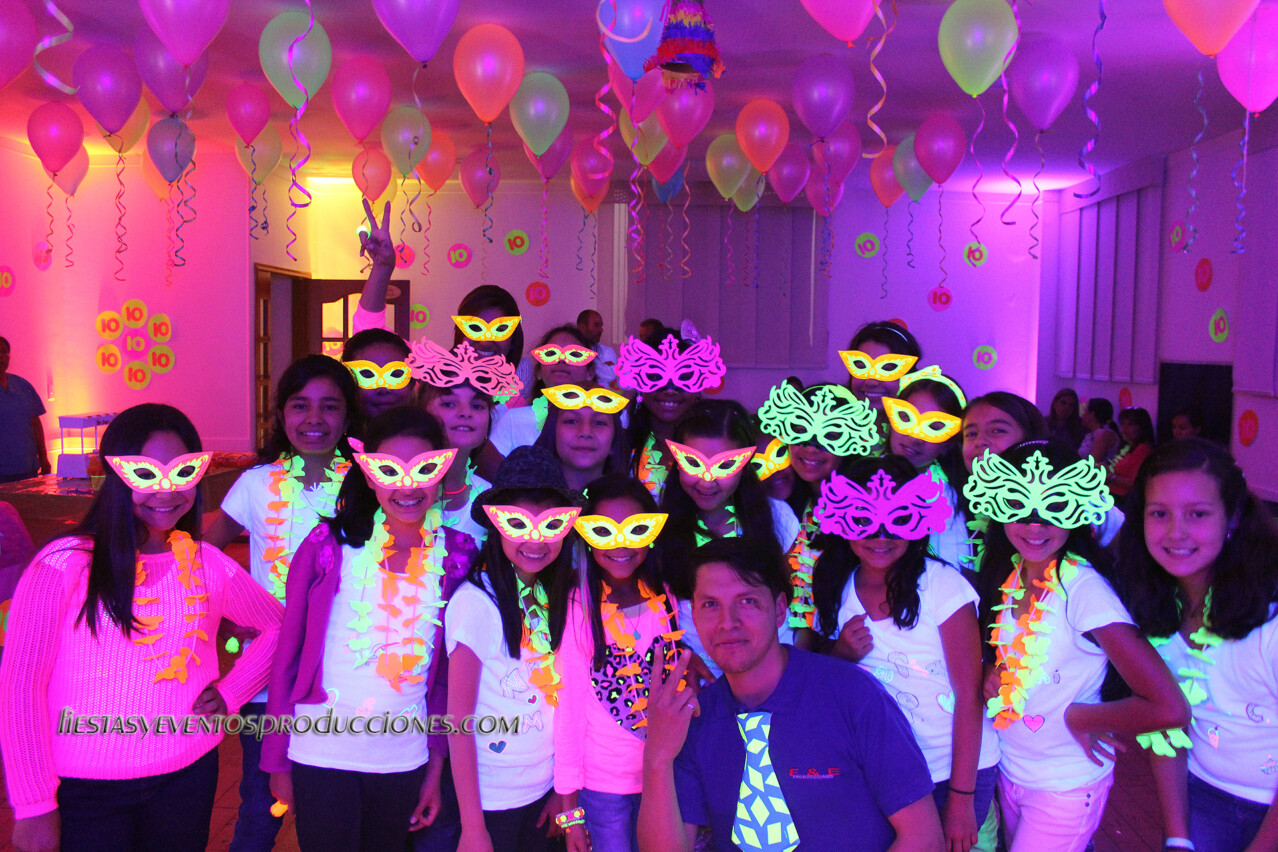 Chiquiteca GLOW NEON